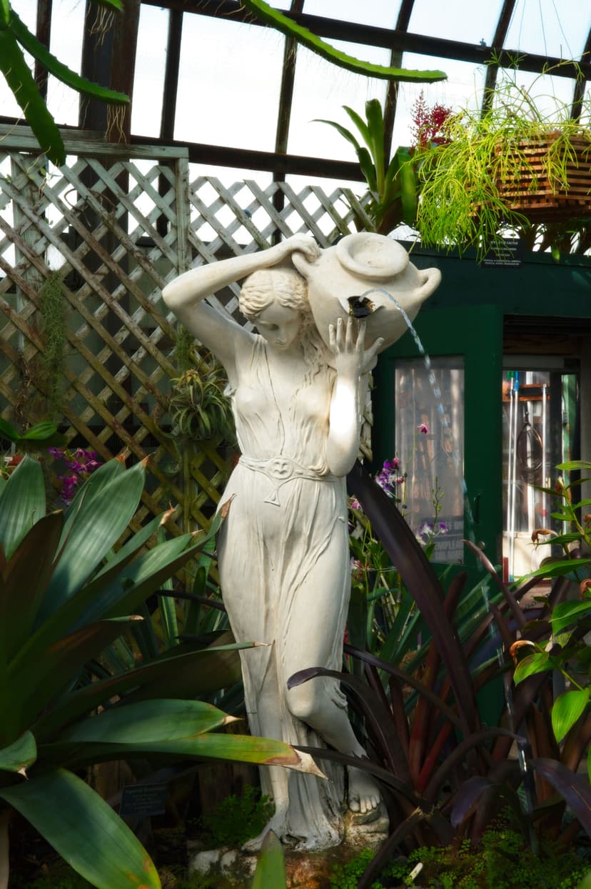 Fântână Ornamentală din Piatră